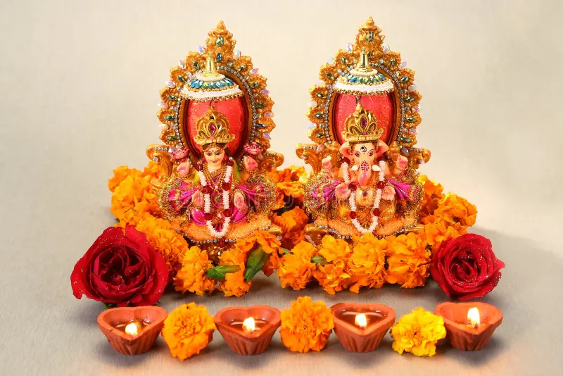 hindu god laxmi ganesh diwali festival 64383394